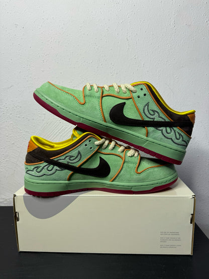 DUNK LOW SB RODEO TOURMALINE