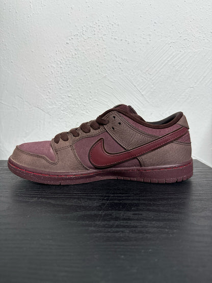 DUNK LOW CITY OF LOVE BURGUNDY (USED) / 8.5