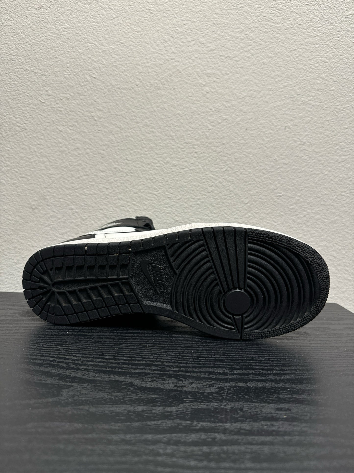 JORDAN 1 85 BLK/WHT (USED) / 10