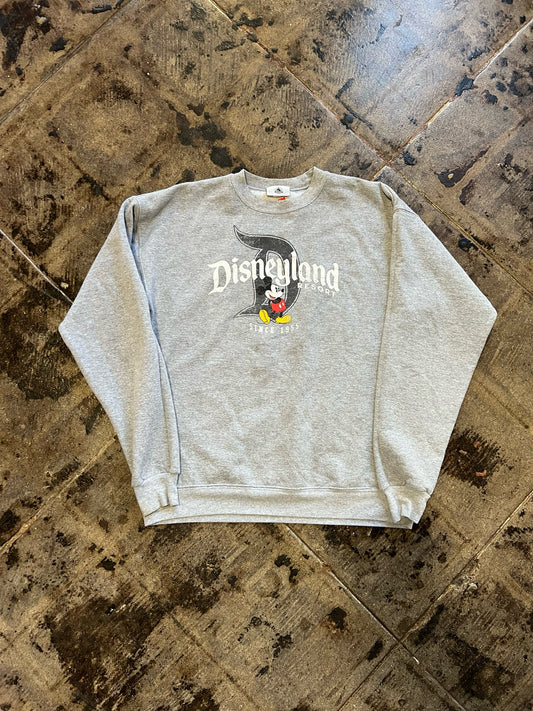 DISNEYLAND CREWNECK SZ: MED