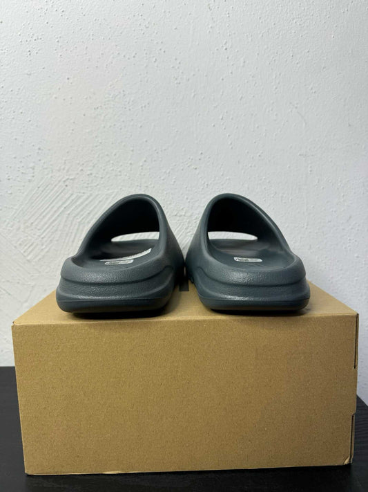 YEEZY SLIDE SLATE MARINE