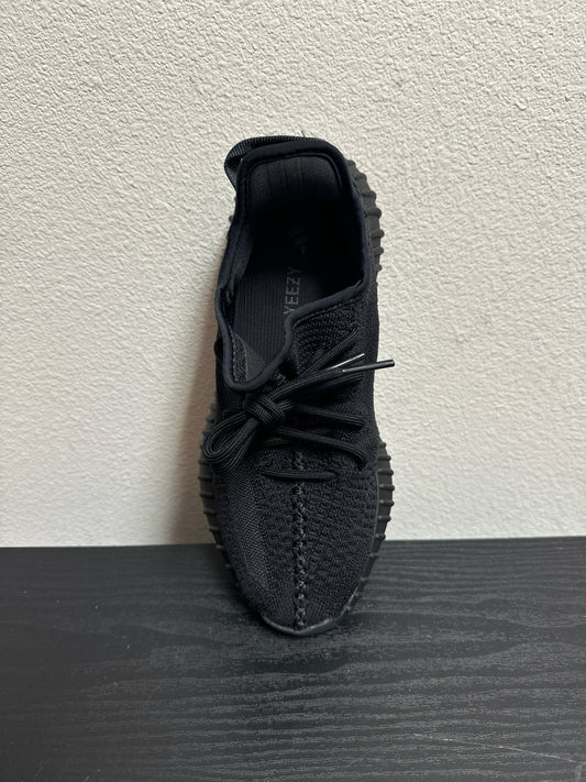 YEEZY 350 ONYX