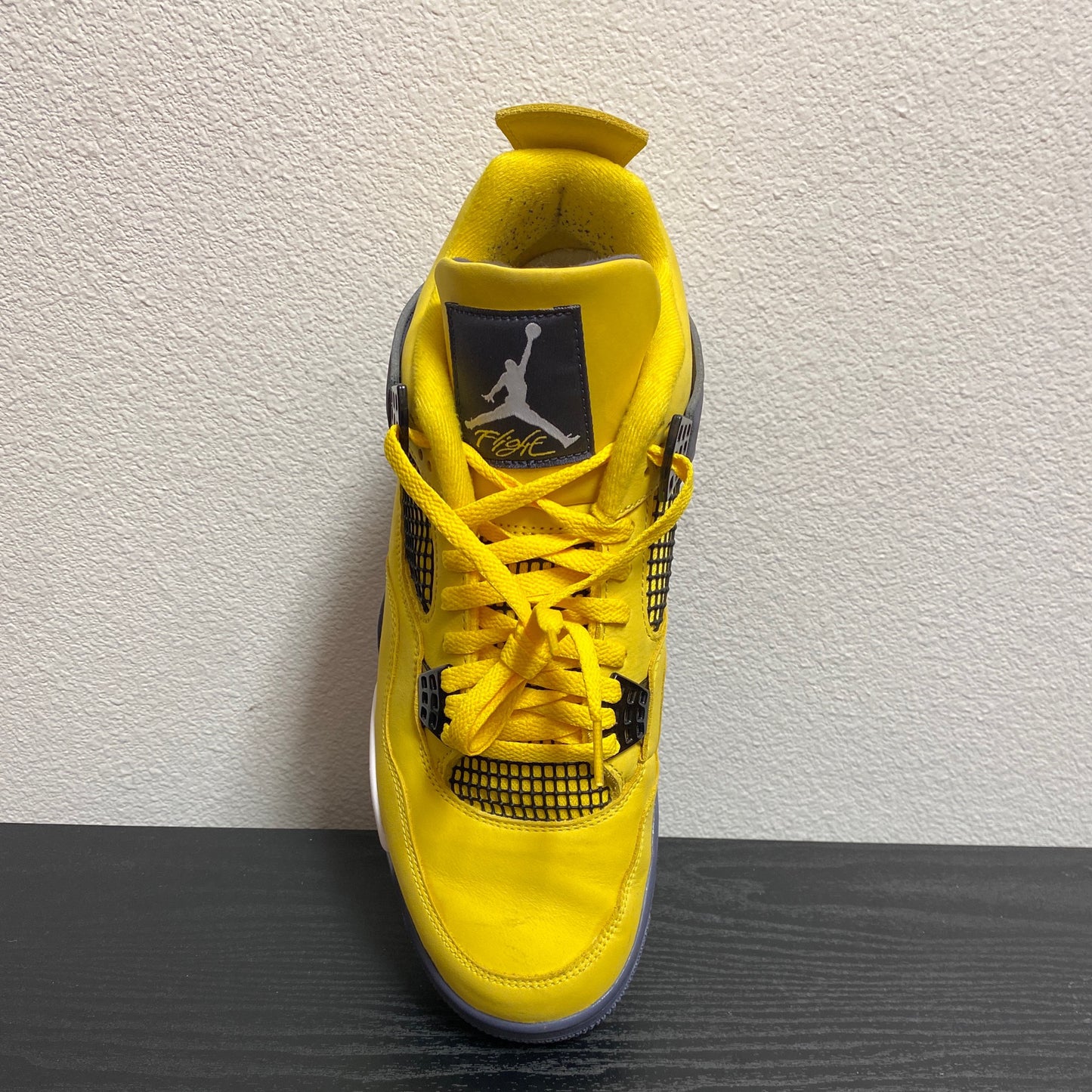 JORDAN 4 LIGHTNING (USED)