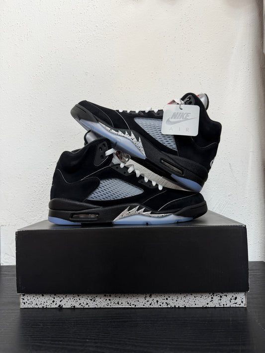 JORDAN 5 METALLIC BLACK REIMAGINED