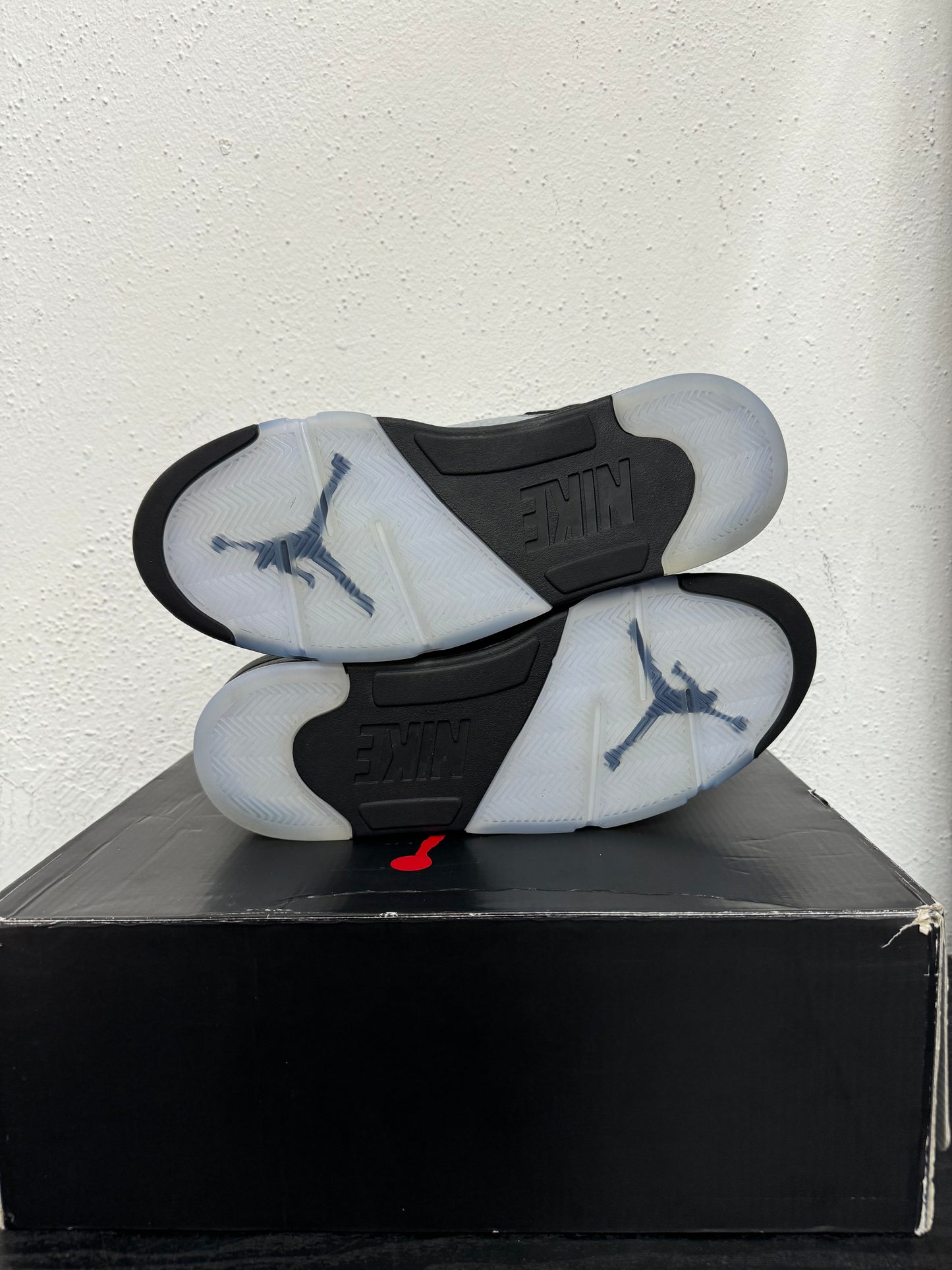 JORDAN 5 METALLIC BLACK (USED