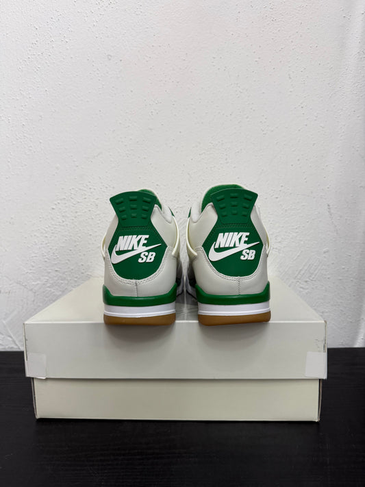 JORDAN 4 SB PINE GREEN