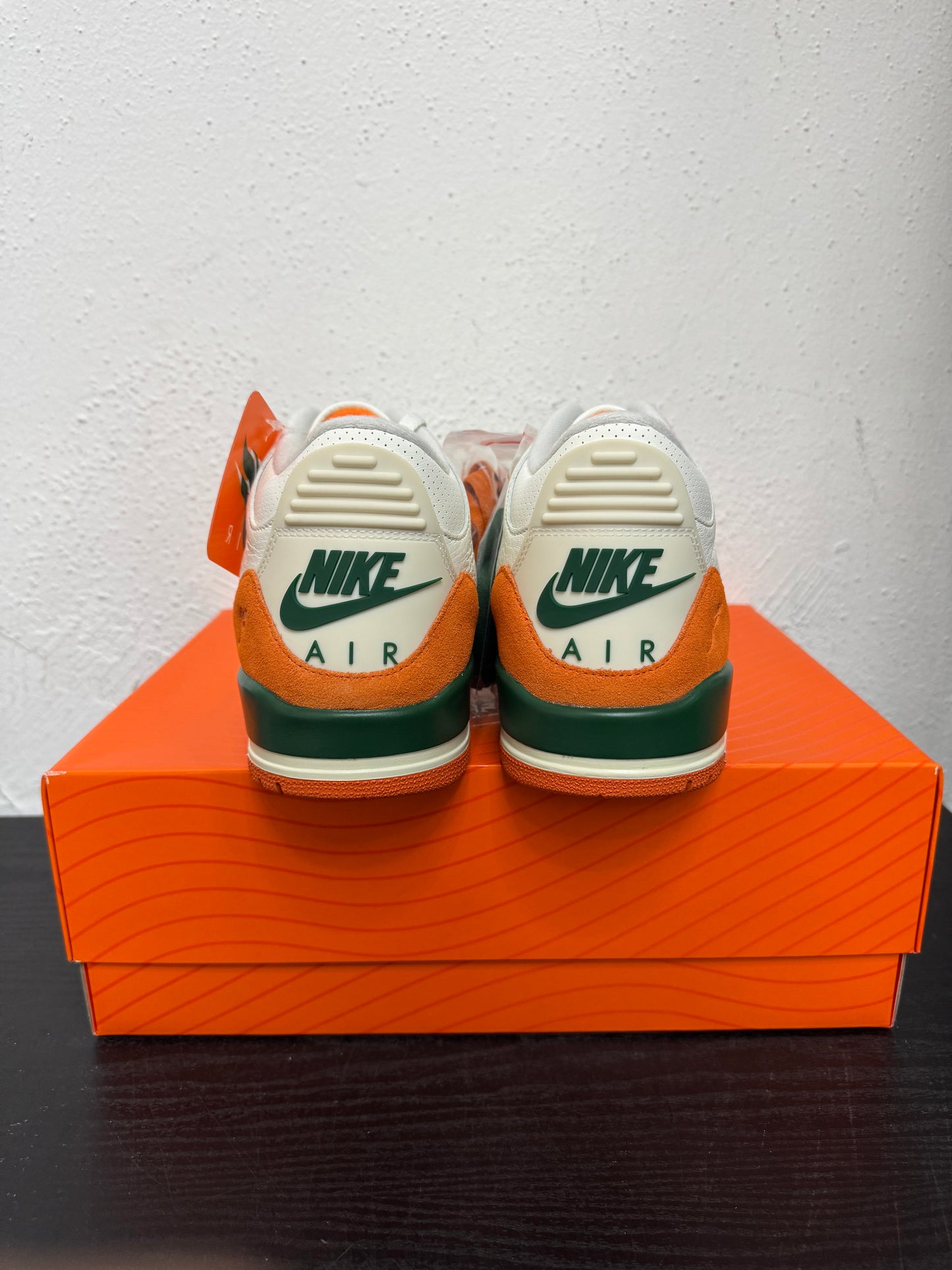 JORDAN 3 SOLEFLY MIAMI