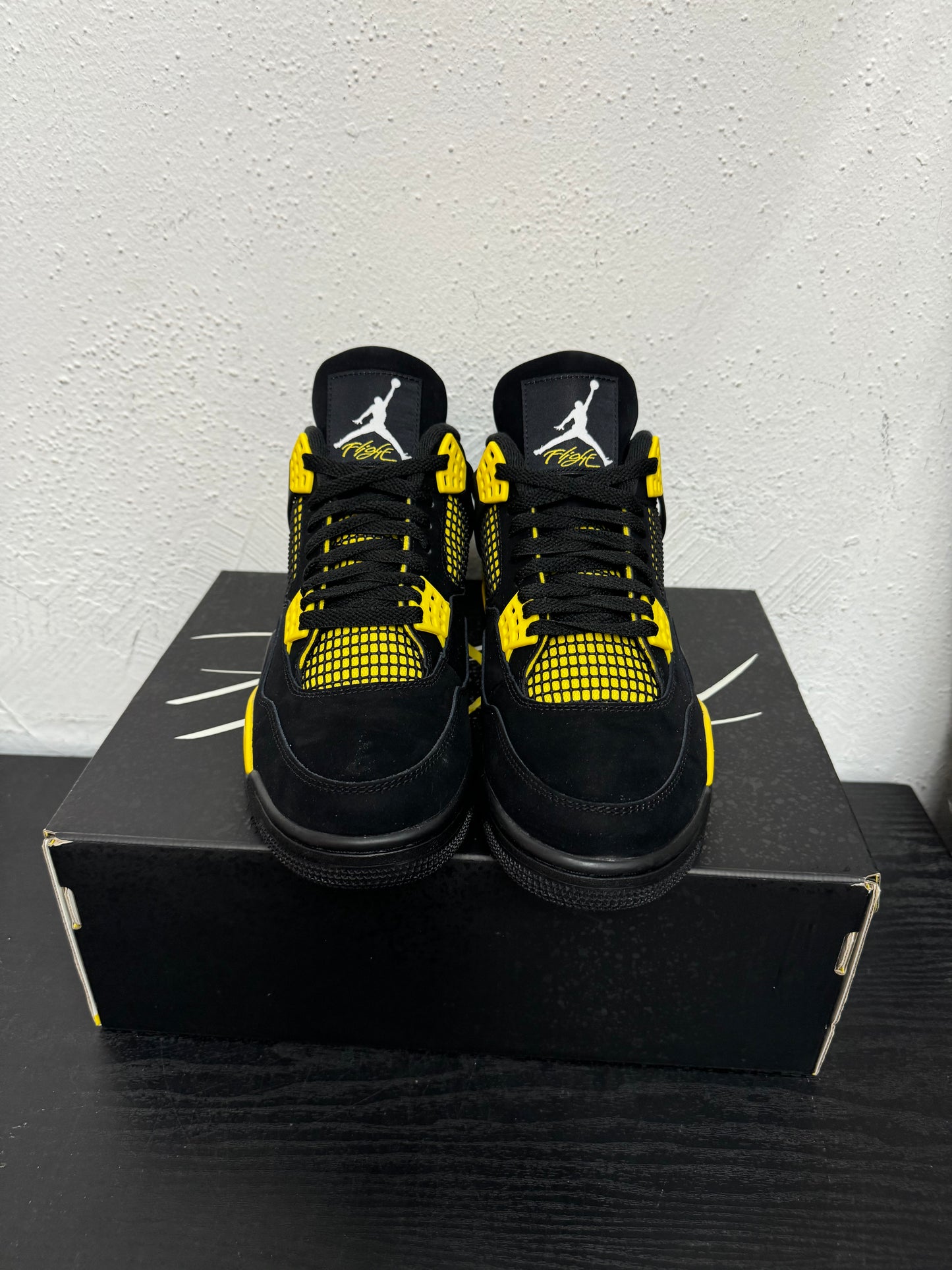 JORDAN 4 YELLOW THUNDER