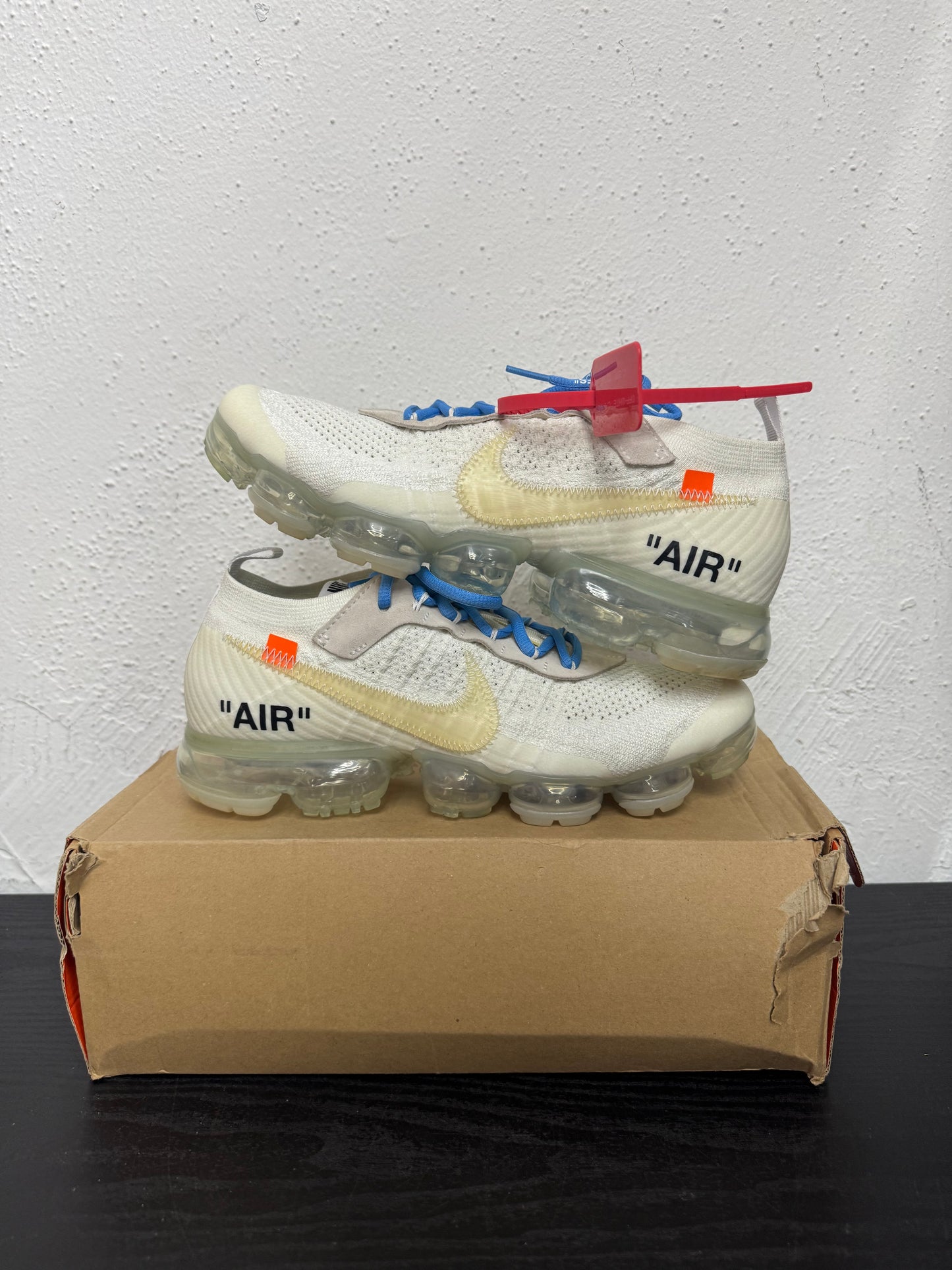 NIKE OFF WHITE VAPORMAX (USED)
