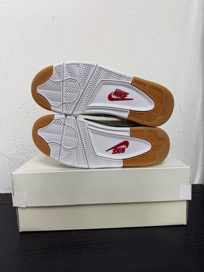 JORDAN 4 SB PINE GREEN