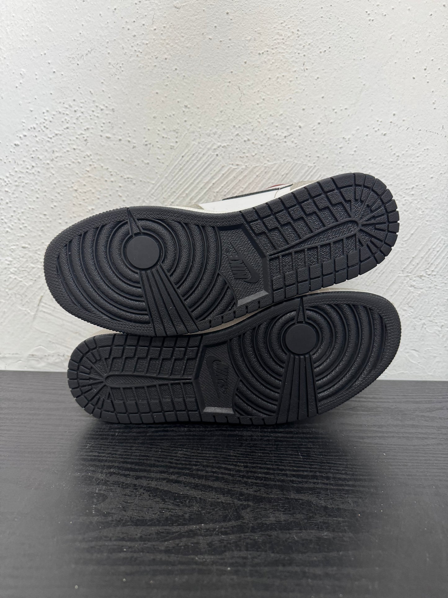 JORDAN 1 SMOKE GREY (USED) (NB)