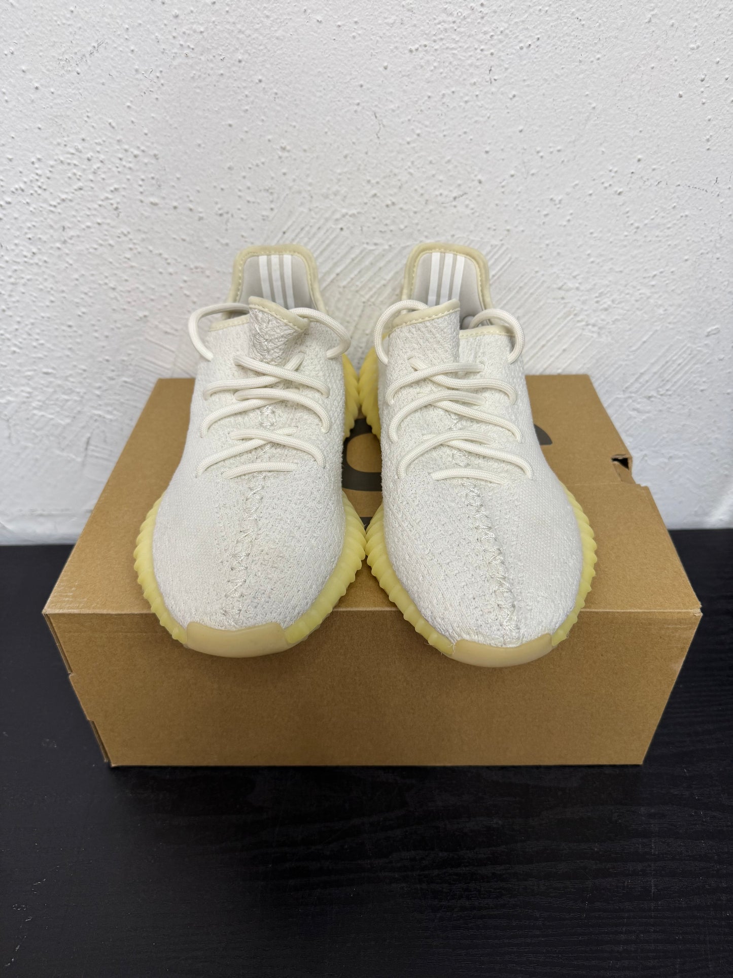YEEZY 350 CREAM WHITE (USED