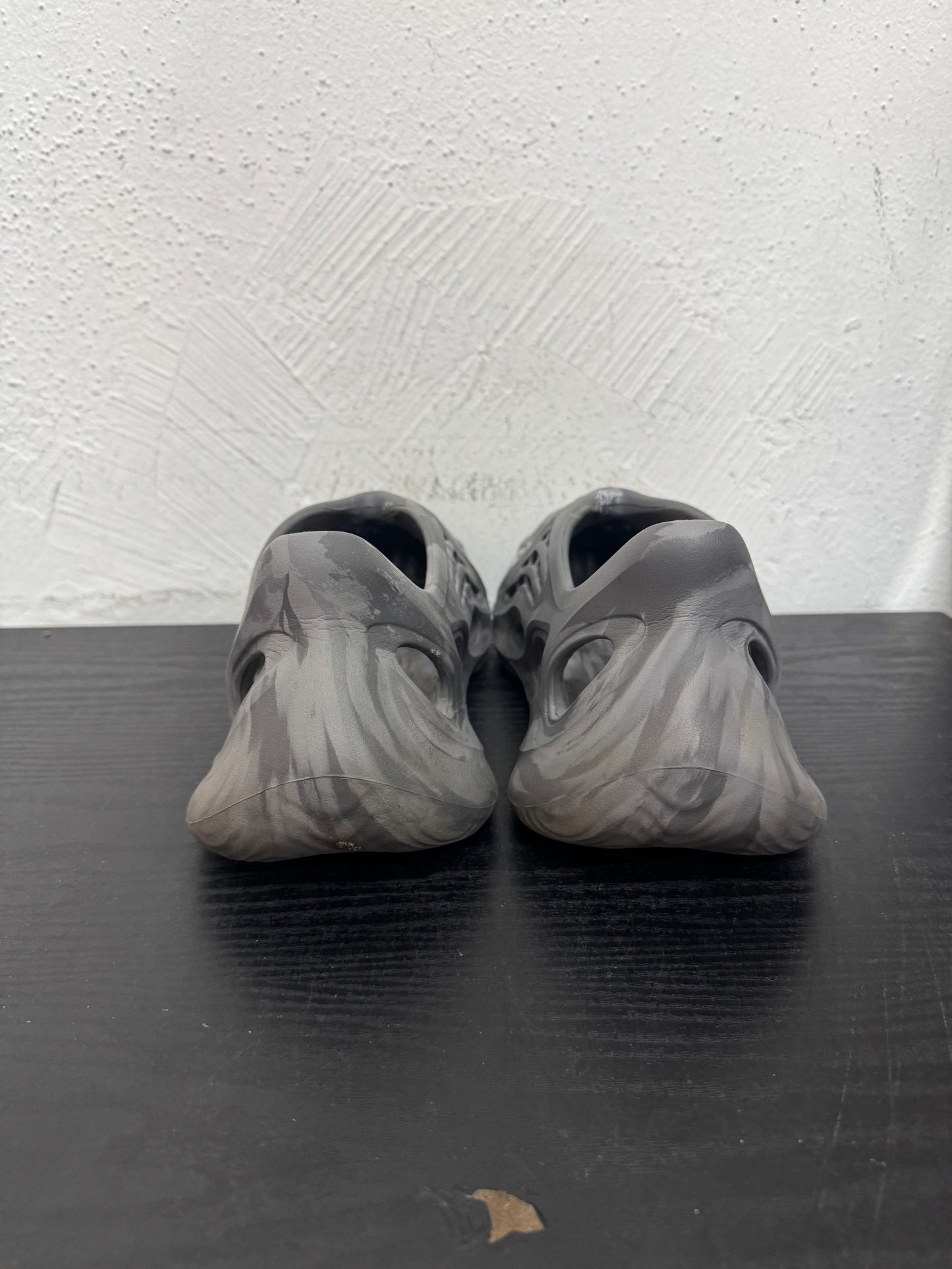 YEEZY FOAM RUNNER MX GRANITE (USED) (NB)