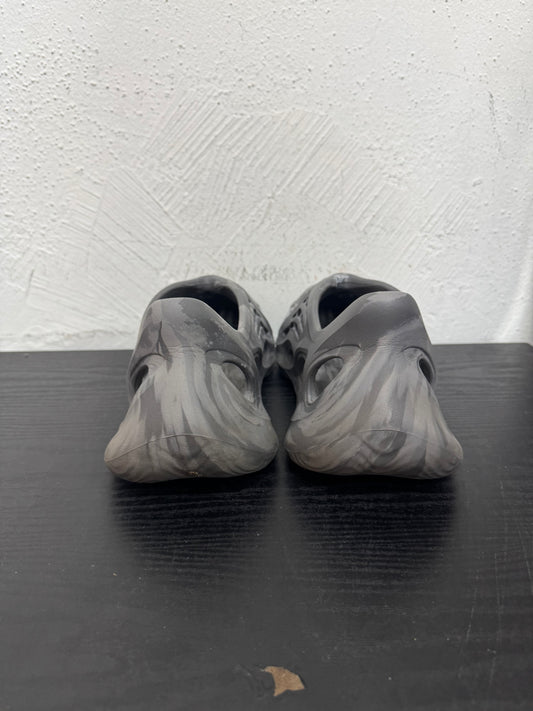 YEEZY FOAM RUNNER MX GRANITE (USED) (NB)