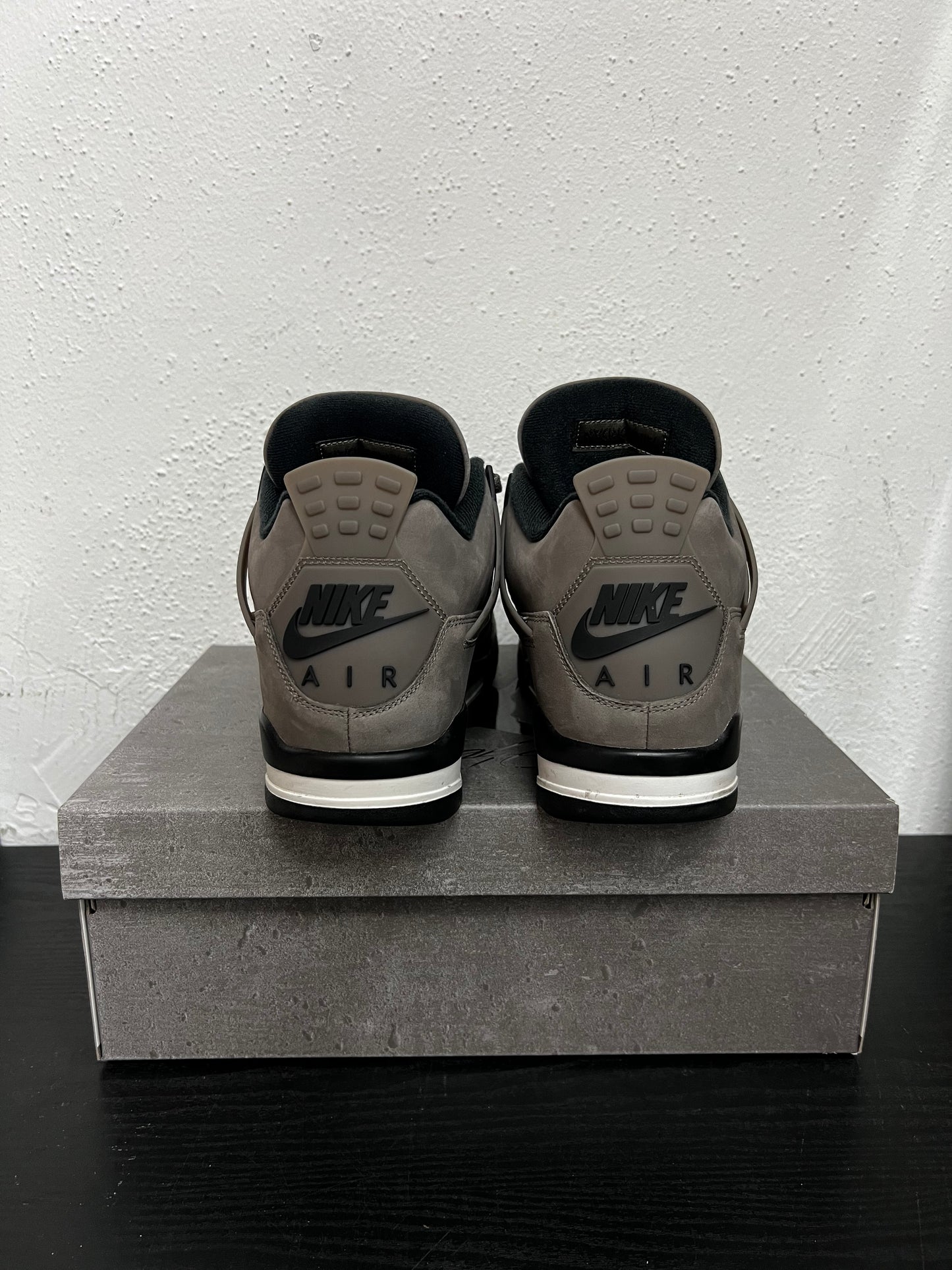JORDAN 4 CAVE STONE (USED)