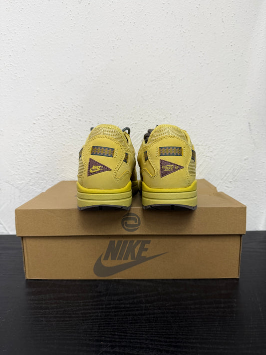 AIR MAX 1 TRAVIS SCOTT SATURN GOLD