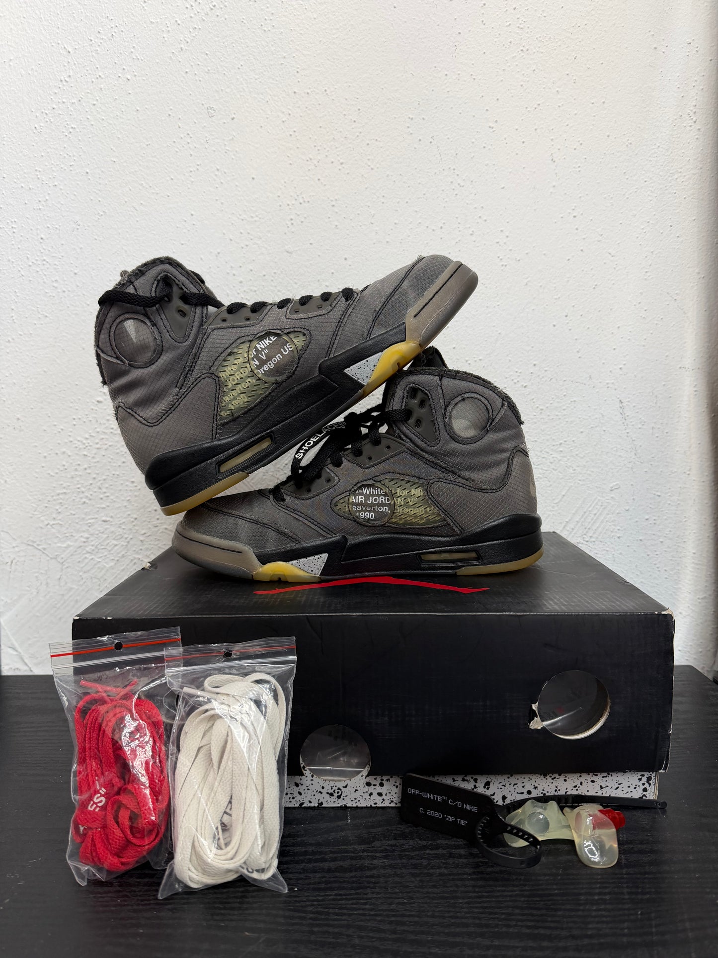JORDAN 5 OFF WHITE MUSLIN (USED)