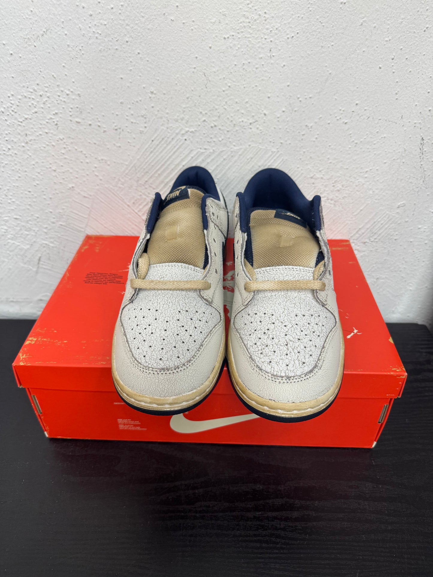 DUNK LOW STRANGER THINGS PHANTOM