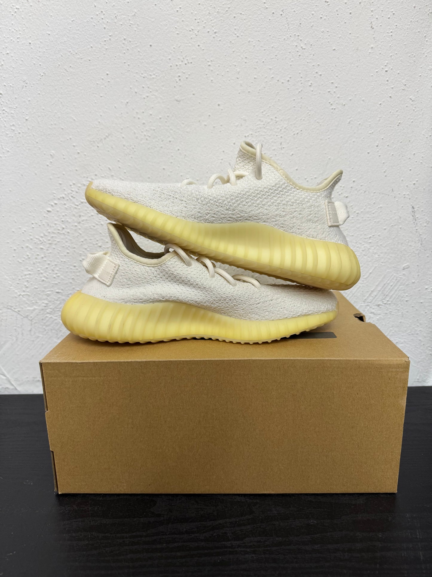YEEZY 350 CREAM WHITE (USED
