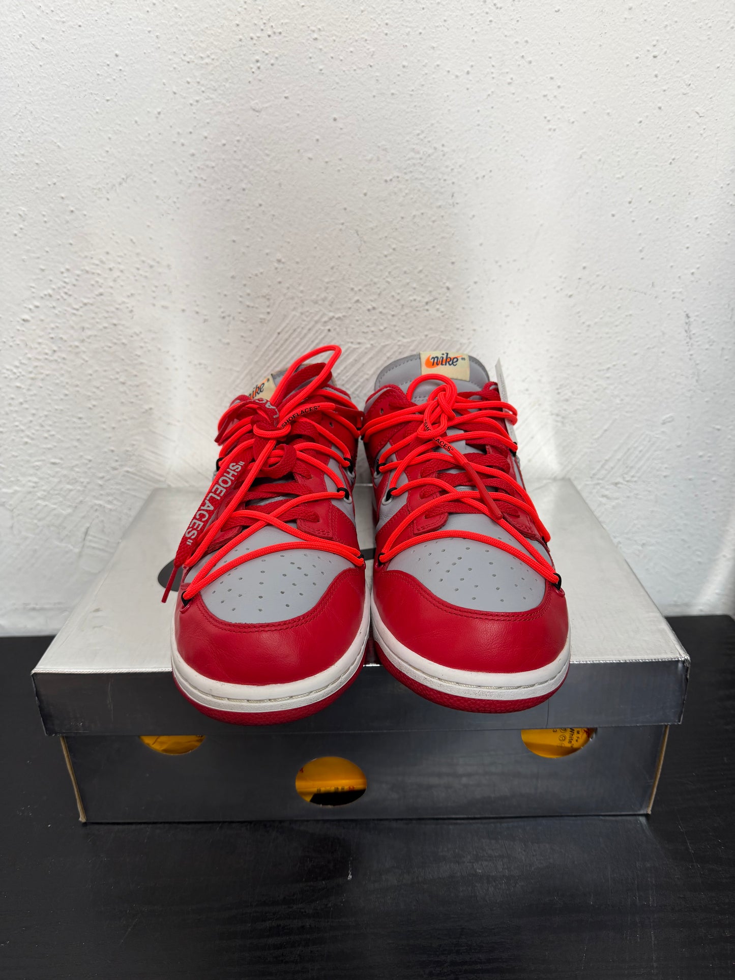 DUNK LOW OFF WHITE UNIVERSITY RED (USED)