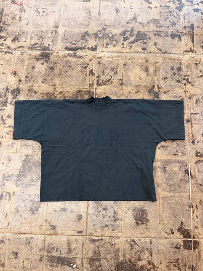 YEEZY GAPE BLACK TEE