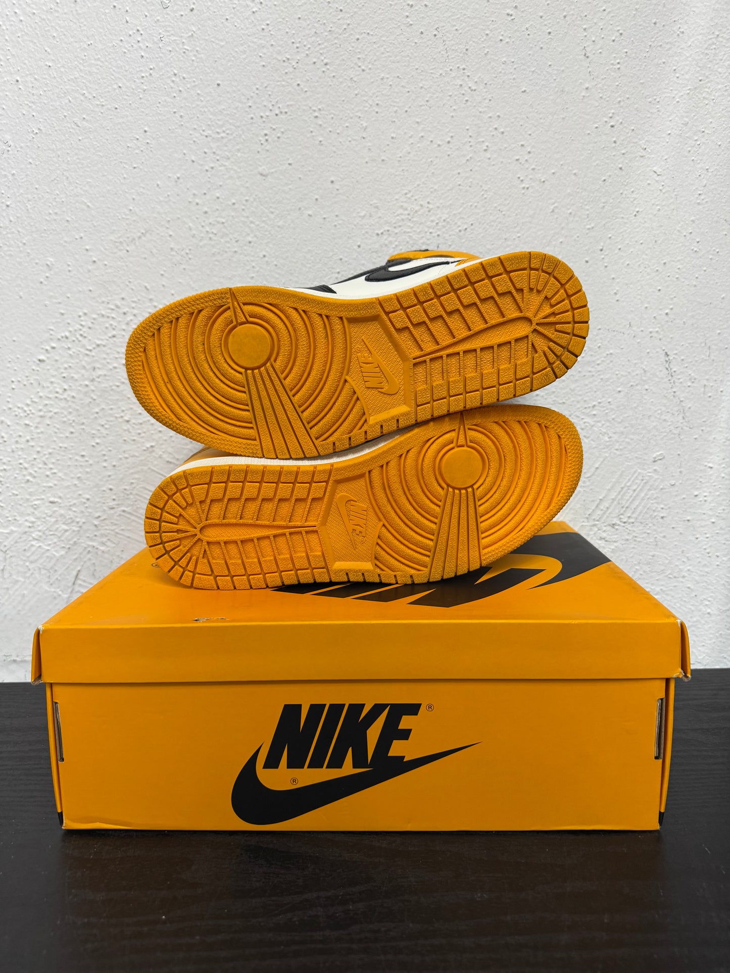JORDAN 1 TAXI USED)