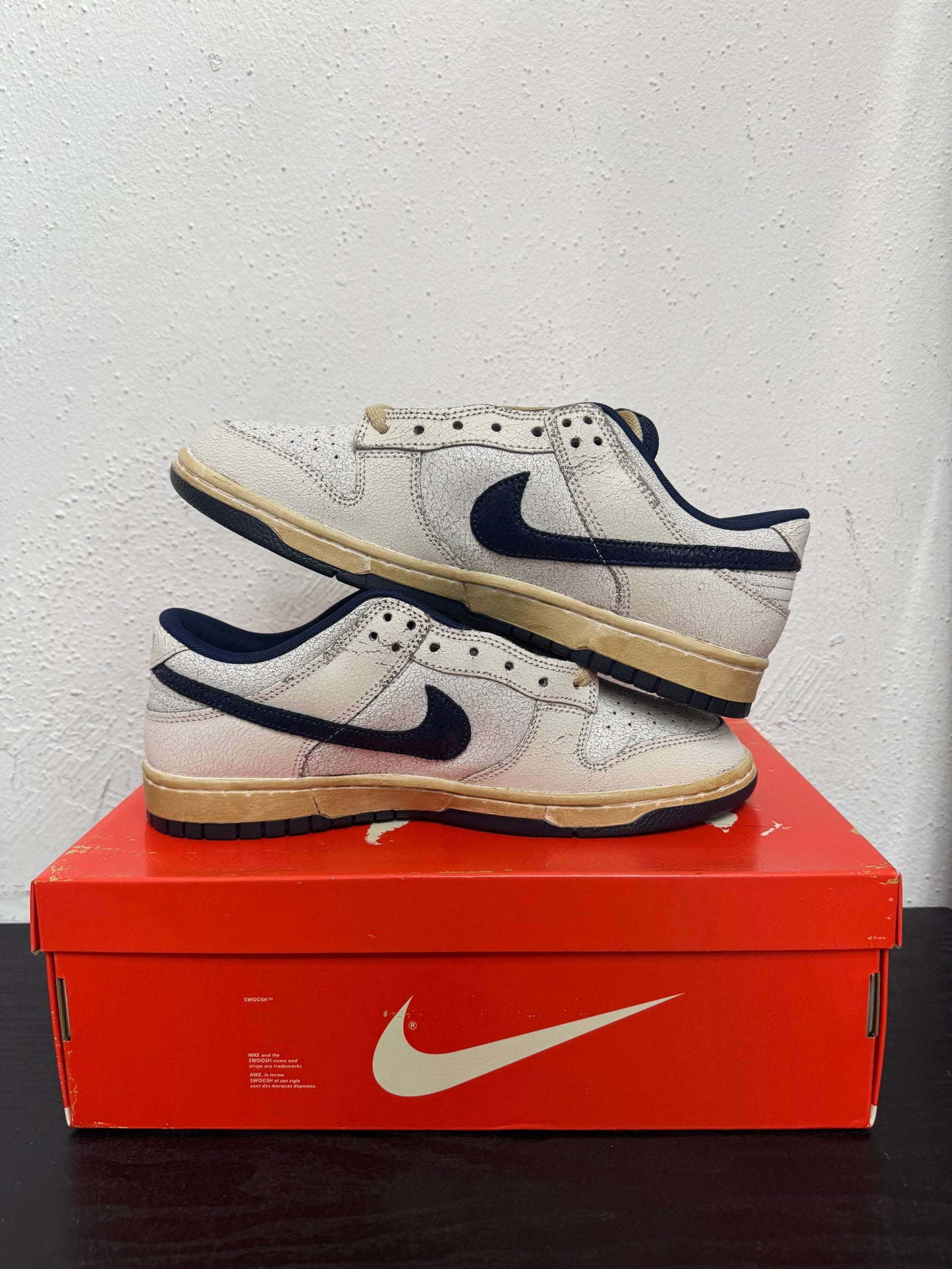 DUNK LOW STRANGER THINGS PHANTOM