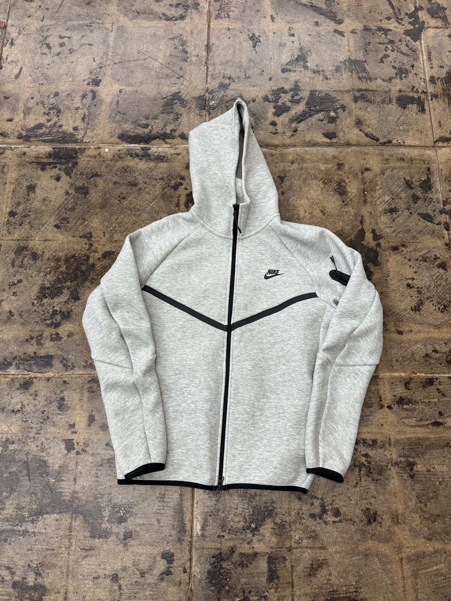 NIKE GREY TECH ZIP UP
