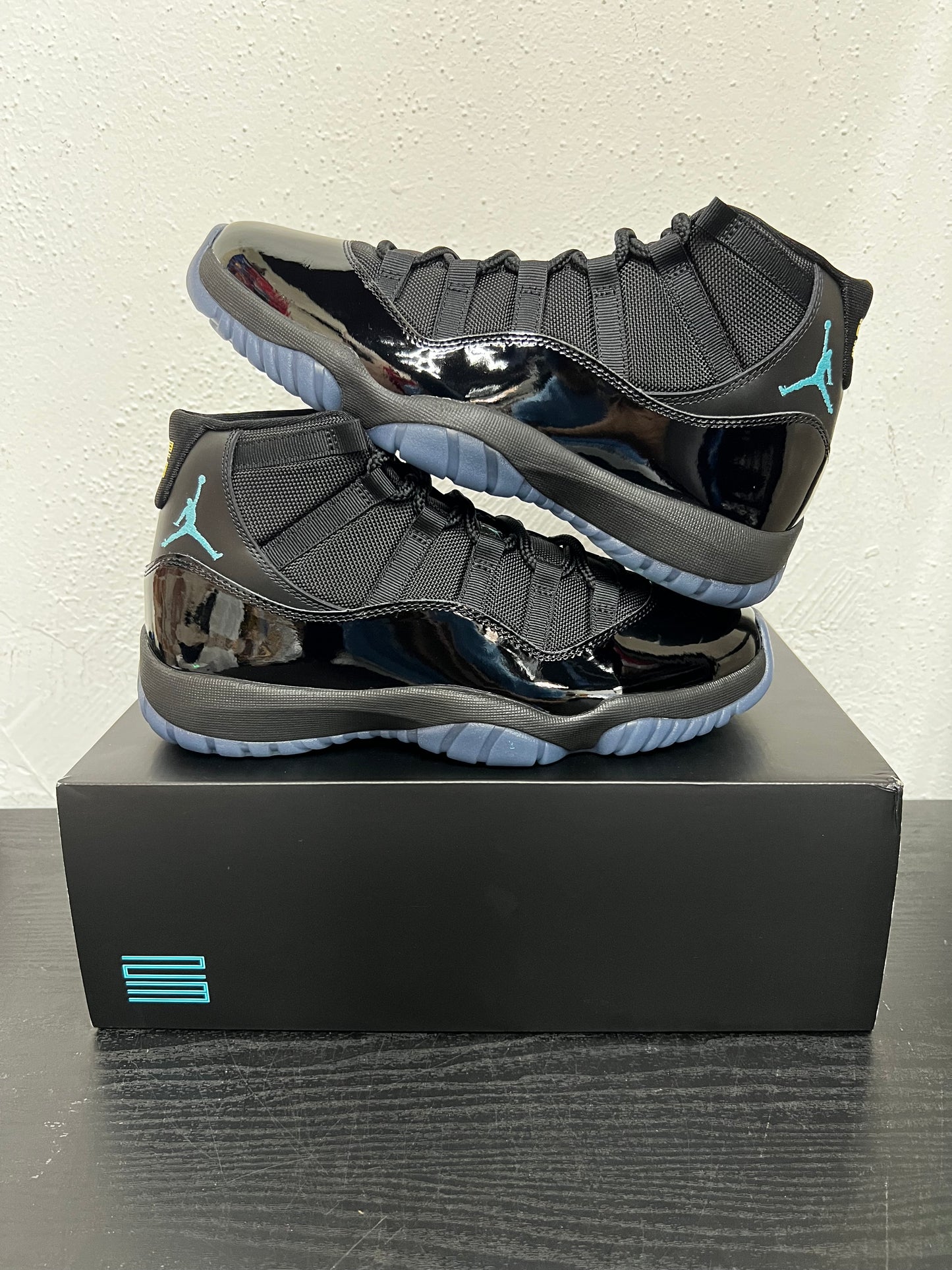 JORDAN 11 GAMMA BLUE (2025)