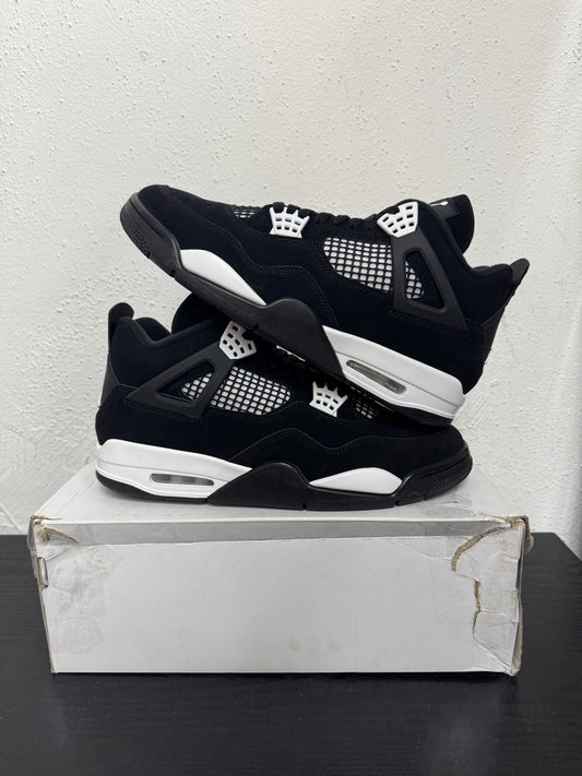 JORDAN 4 WHITE THUNDER