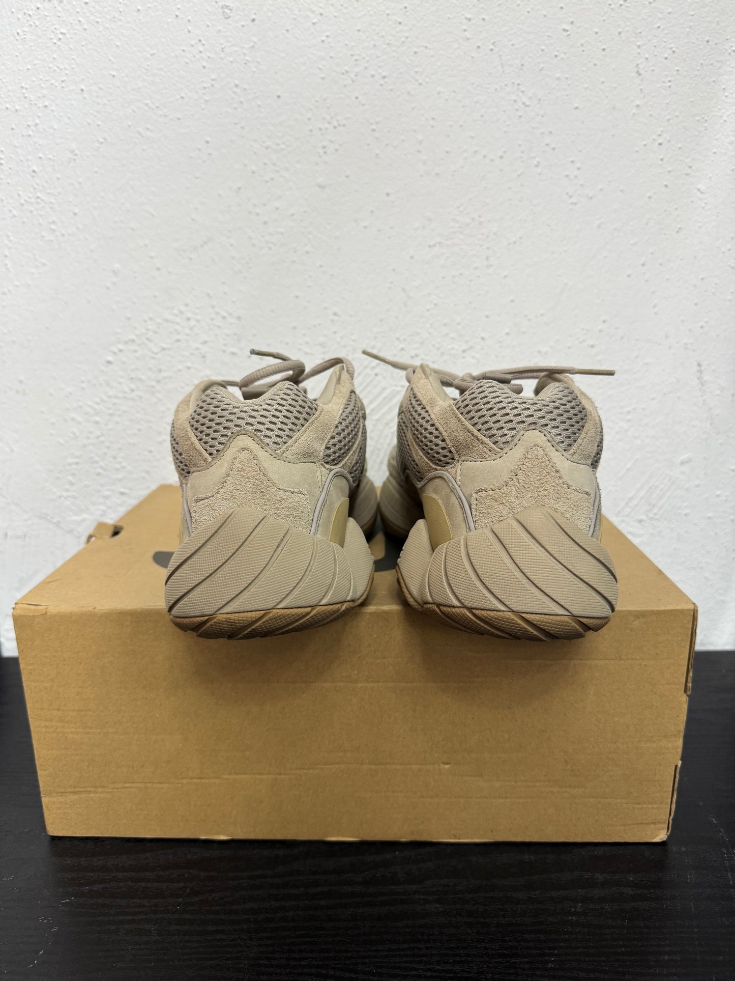 YEEZY 500 TAUPE LIGHT (USED)
