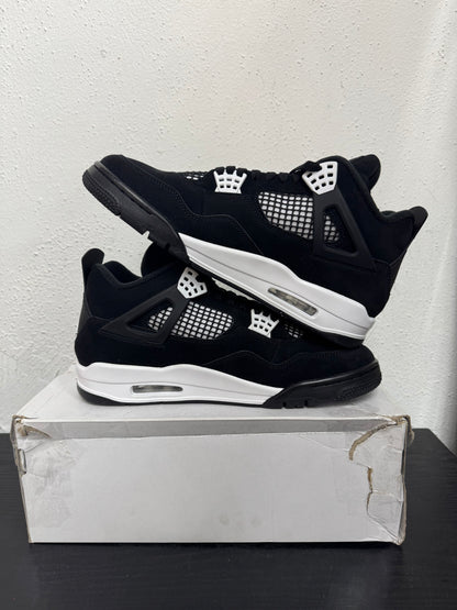 JORDAN 4 WHITE THUNDER