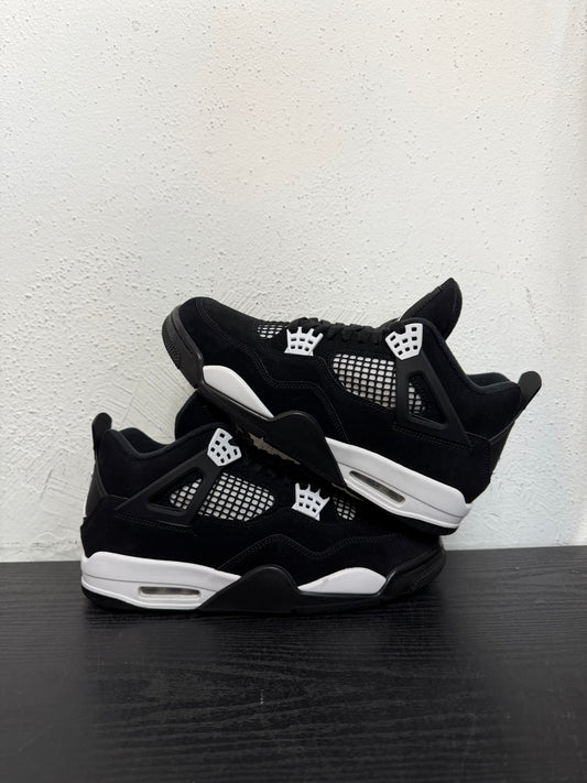 JORDAN 4 WHITE THUNDER (USED) (NB)