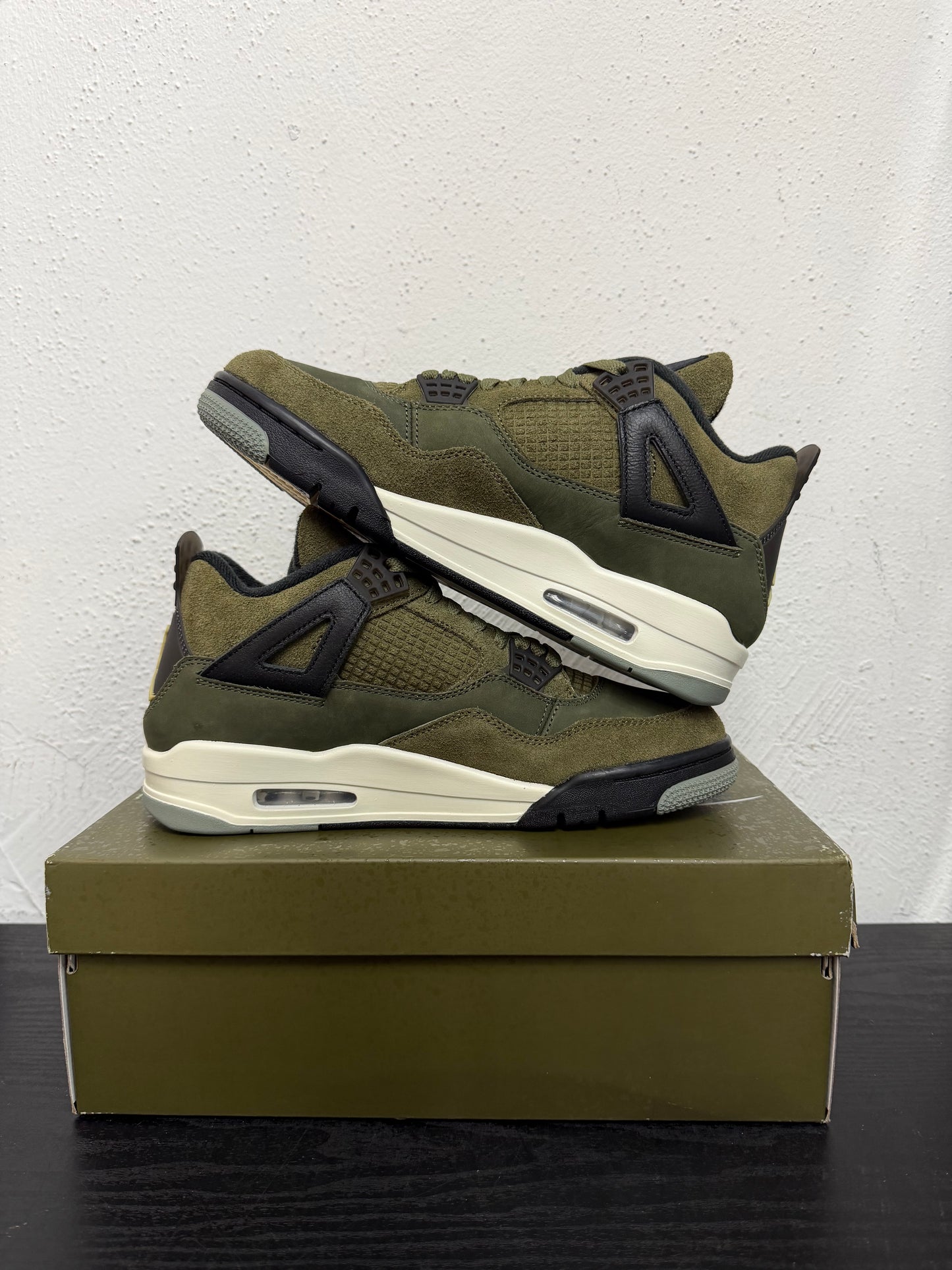 JORDAN 4 CRAFT MEDIUM OLIVE