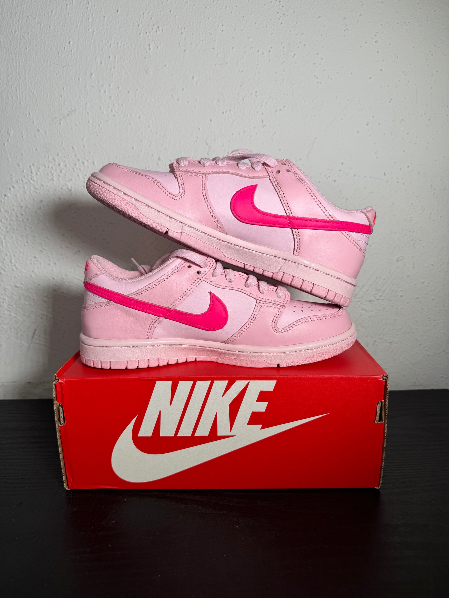 DUNK LOW TRIPLE PINK