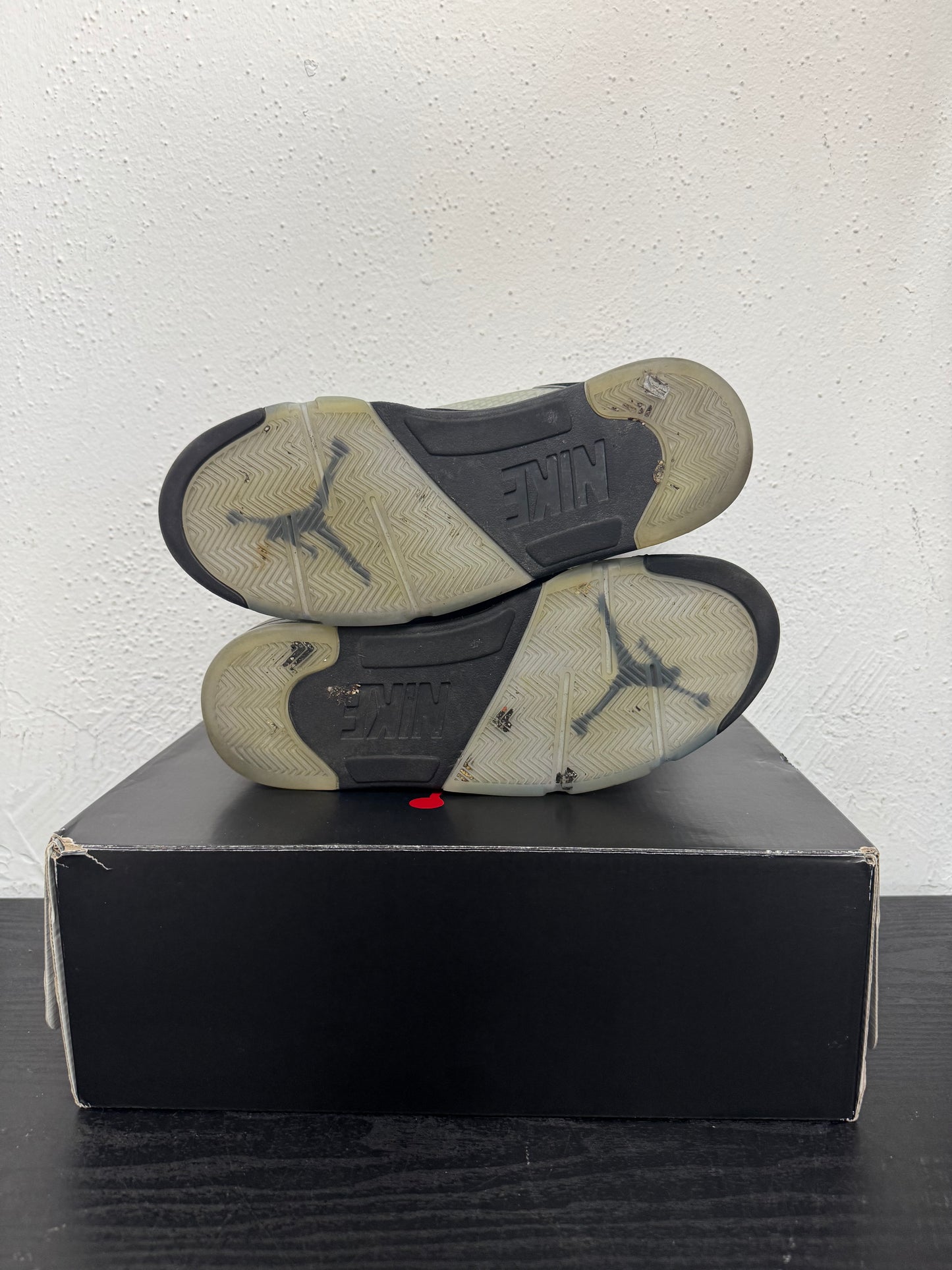 JORDAN 5 METALLIC BLACK (USED)