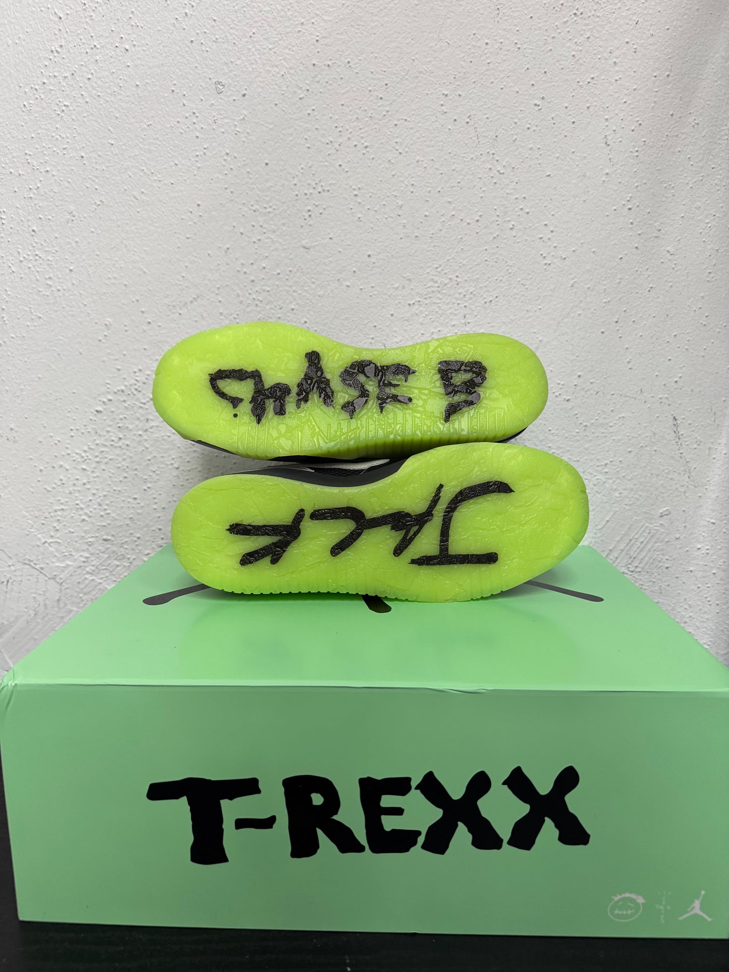 JORDAN JUMPMAN JACK TRAVIS SCOTT X CHASE B