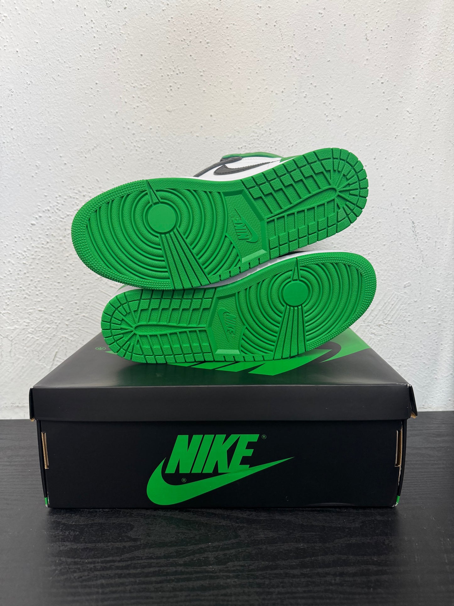JORDAN 1 LUCKY GREEN