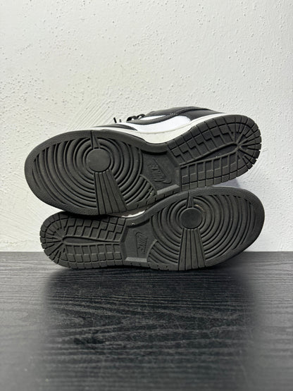 DUNK LOW PANDA (USED, NB)