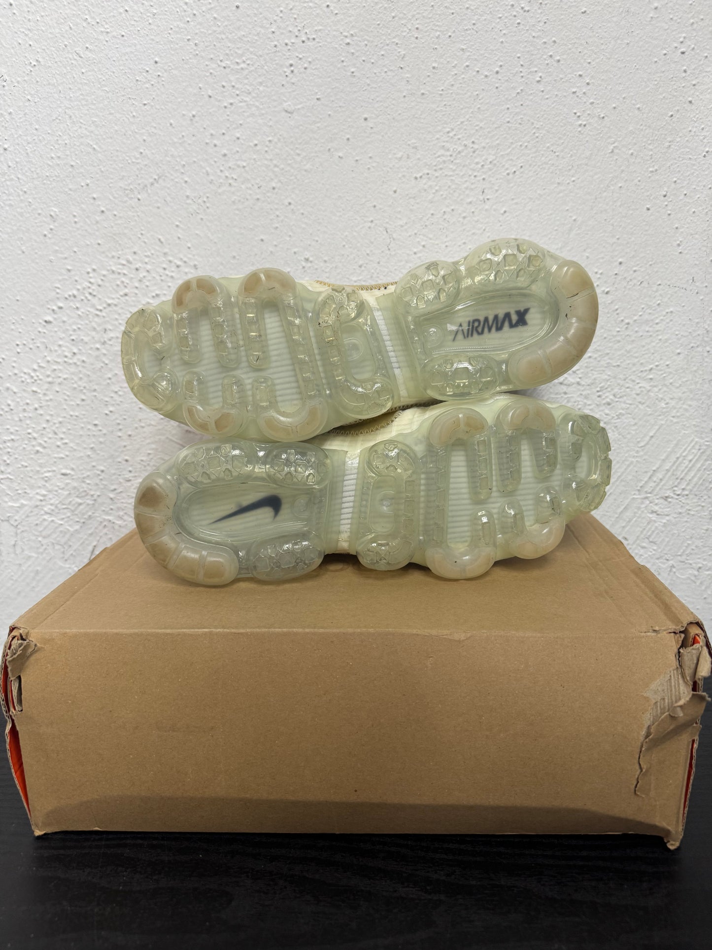 NIKE OFF WHITE VAPORMAX (USED)