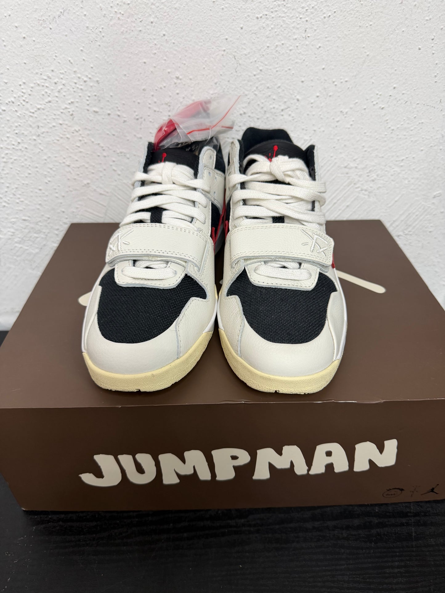 JORDAN JUMPMAN JACK UNIVERSITY RED