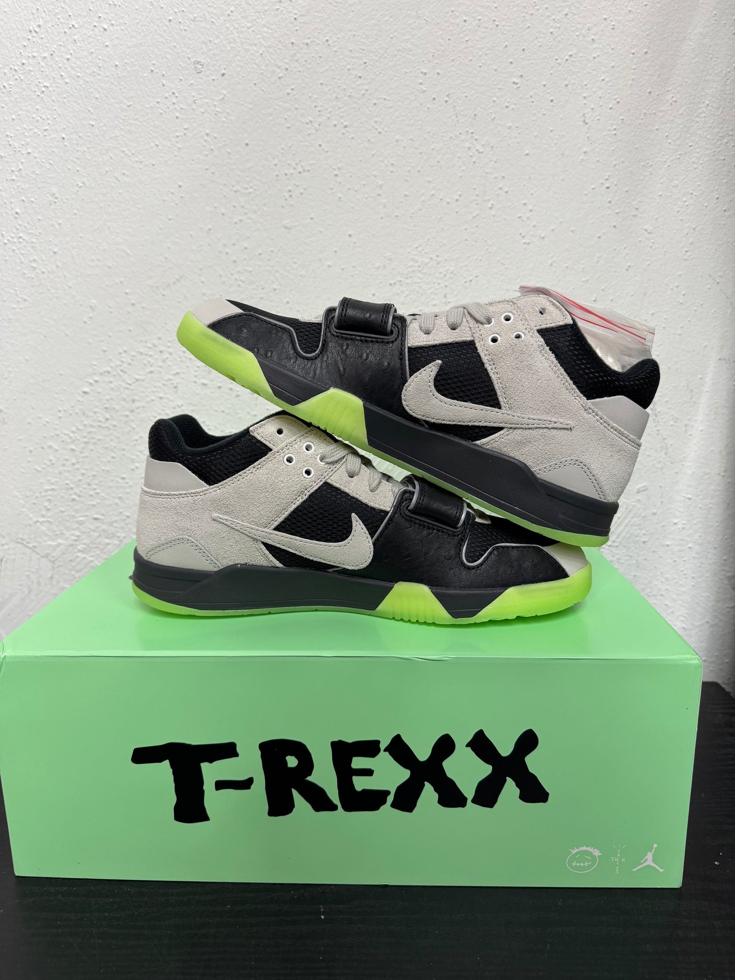 JORDAN JUMPMAN JACK TRAVIS SCOTT X CHASE B