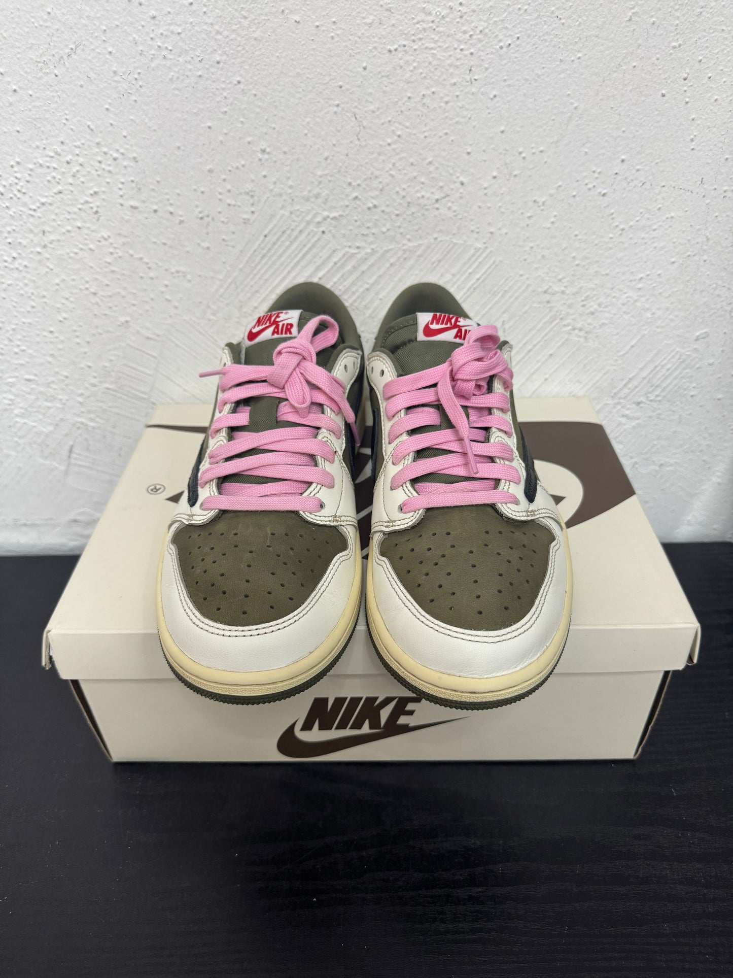 JORDAN 1 LOW TRAVIS SCOTT MEDIUM OLIVE (USED)