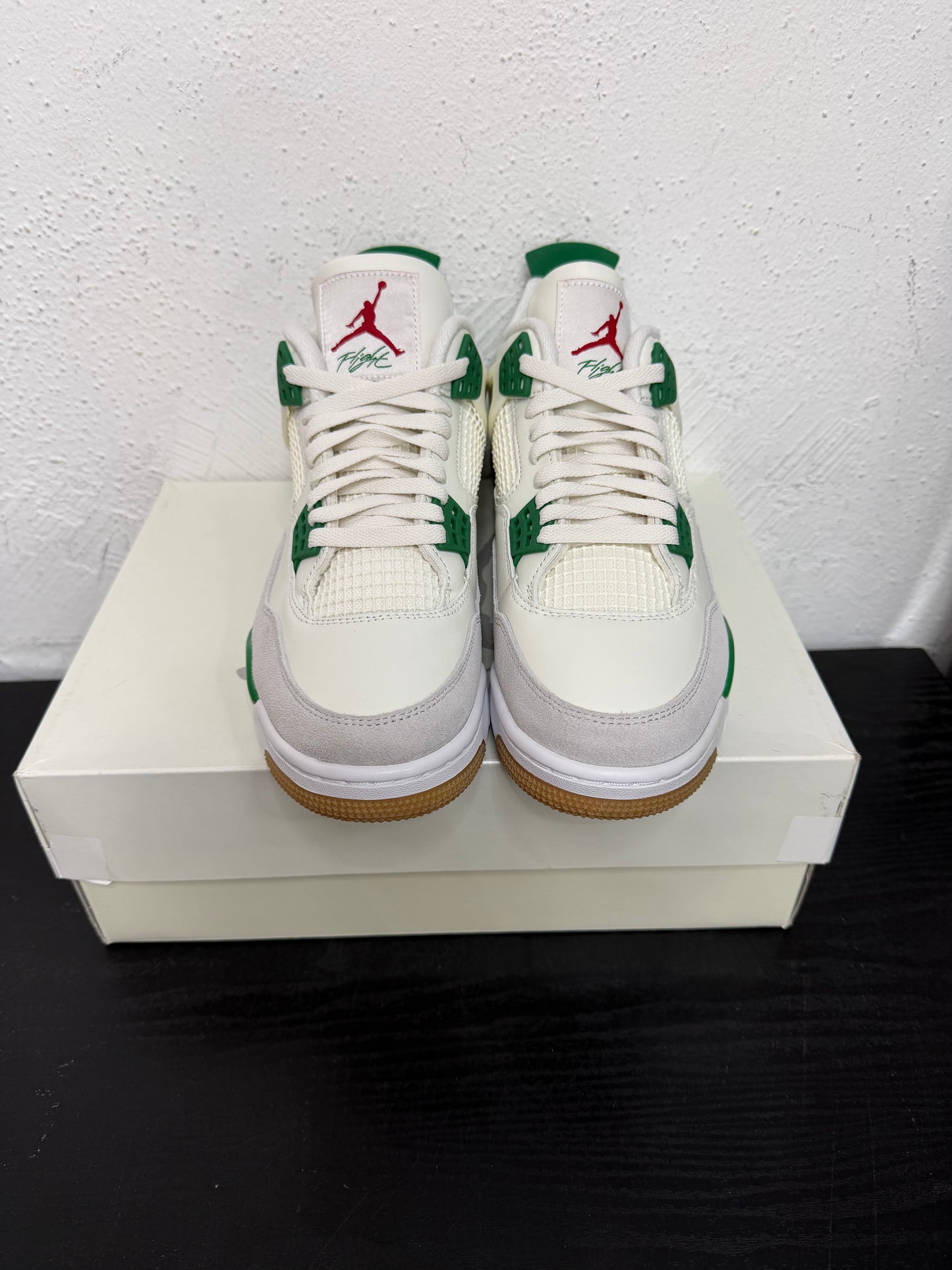JORDAN 4 SB PINE GREEN
