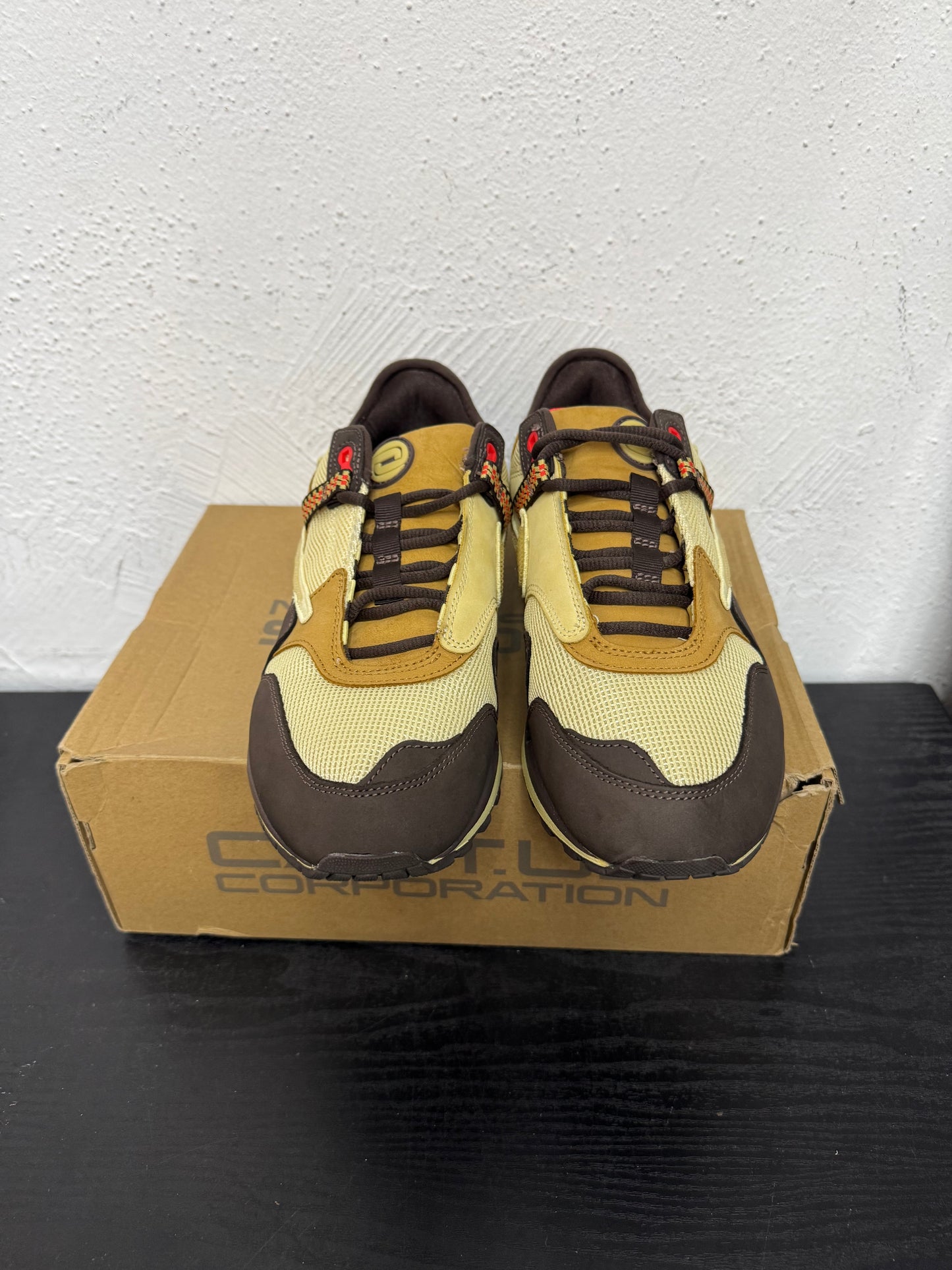 NIKE AIR MAX 1 TRAVIS BAROQUE BROWN (USED)