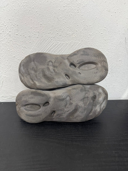 YEEZY FOAM RUNNER MX GRANITE (USED) (NB)