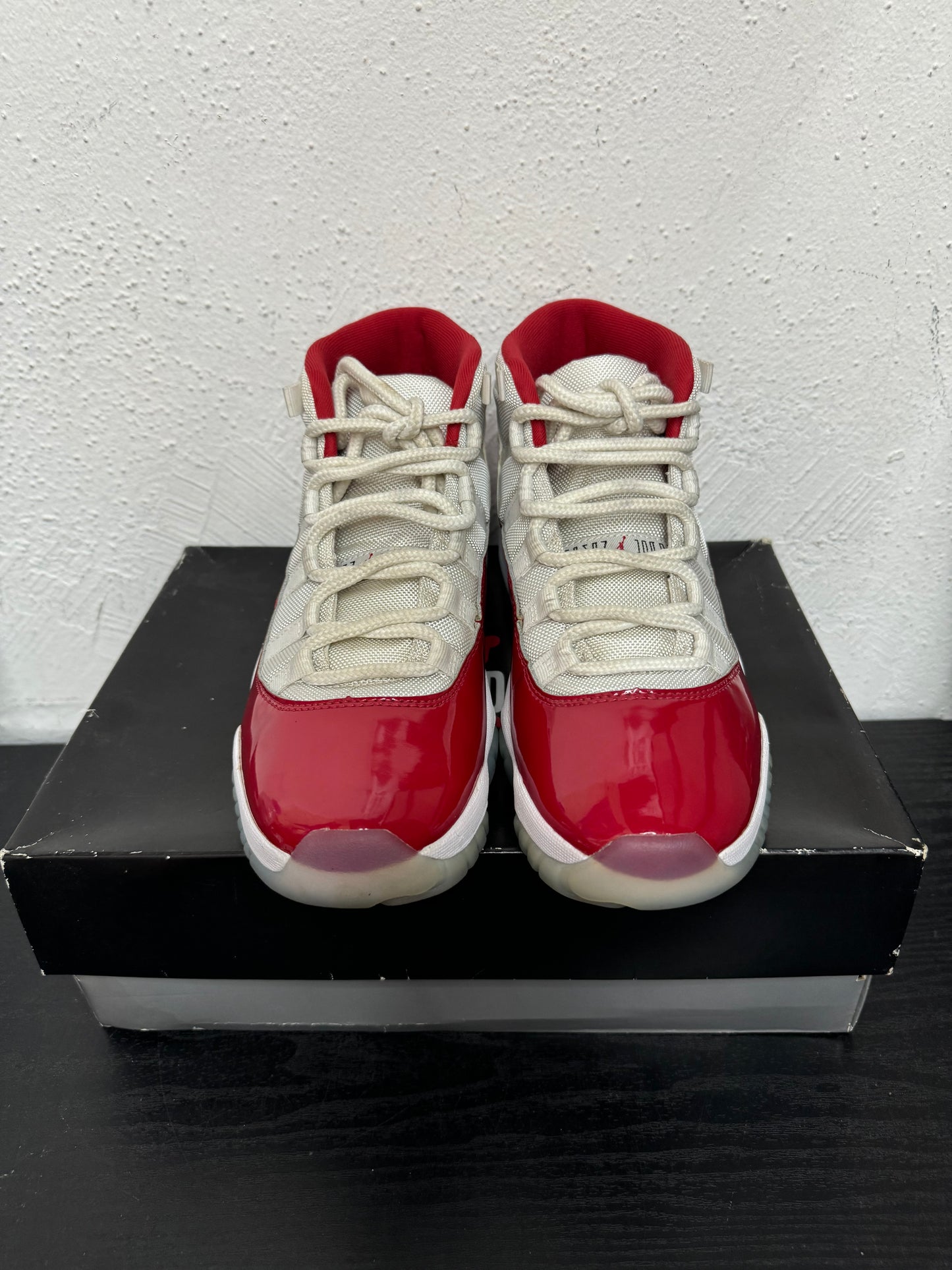 JORDAN 11 CHERRY (USED)