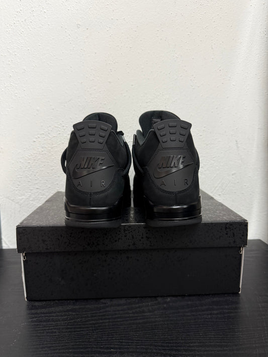JORDAN 4 BLACK CAT 2025 (USED)