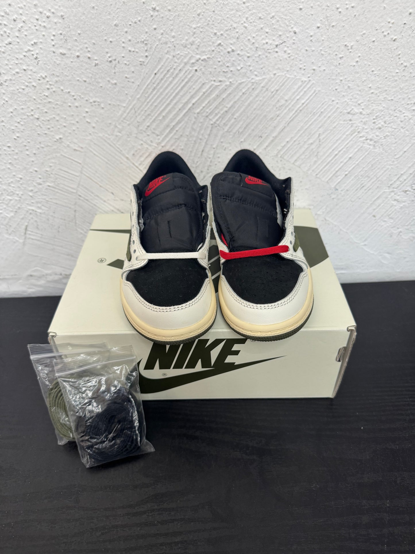 JORDAN 1 LOW TRAVIS SCOTT OLIVE (PS)