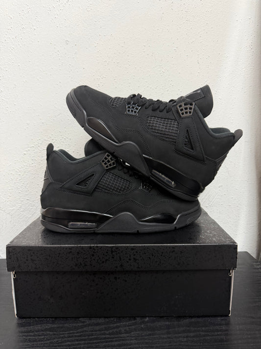 JORDAN 4 BLACK CAT 2025 (USED)
